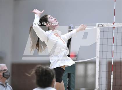 Thumbnail 2 in Lakewood vs. Cathedral Catholic (Dave Mohs Tournament) photogallery.