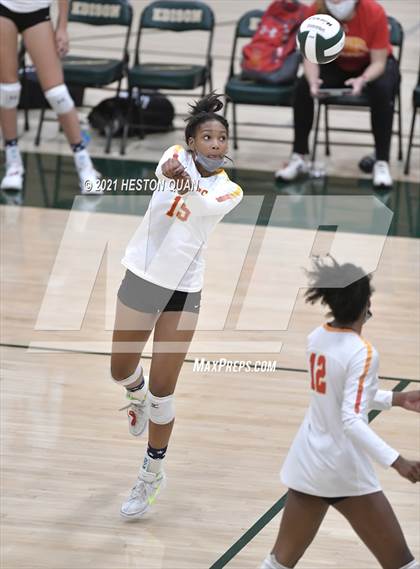 Thumbnail 1 in Lakewood vs. Cathedral Catholic (Dave Mohs Tournament) photogallery.
