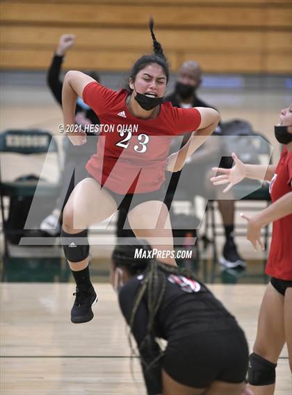 Thumbnail 1 in Lakewood vs. Cathedral Catholic (Dave Mohs Tournament) photogallery.