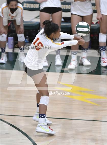 Thumbnail 1 in Lakewood vs. Cathedral Catholic (Dave Mohs Tournament) photogallery.
