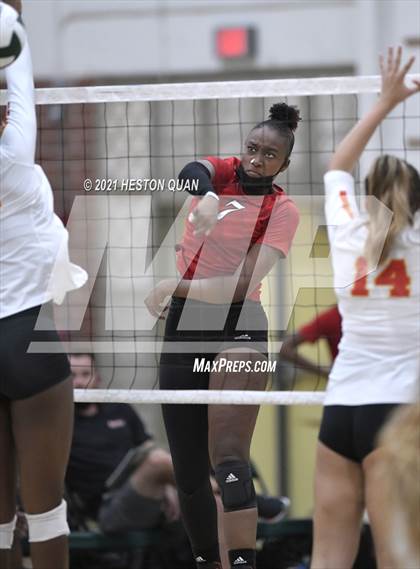 Thumbnail 2 in Lakewood vs. Cathedral Catholic (Dave Mohs Tournament) photogallery.