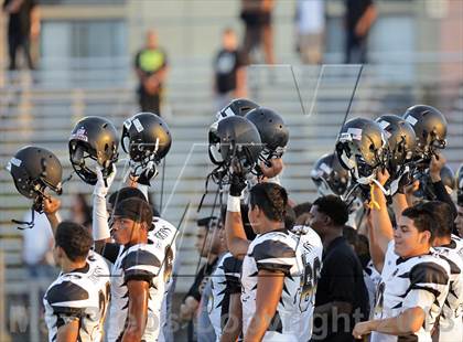 Thumbnail 2 in Sierra Canyon vs. San Fernando photogallery.