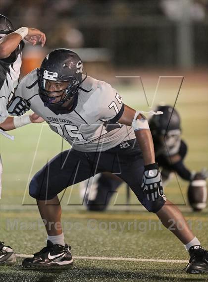 Thumbnail 2 in Sierra Canyon vs. San Fernando photogallery.