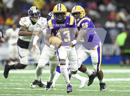 Thumbnail 2 in Amite vs Lutcher (LHSAA Class 3A Final) photogallery.