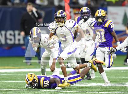 Thumbnail 3 in Amite vs Lutcher (LHSAA Class 3A Final) photogallery.