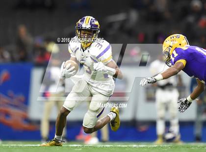 Thumbnail 2 in Amite vs Lutcher (LHSAA Class 3A Final) photogallery.