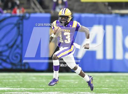 Thumbnail 1 in Amite vs Lutcher (LHSAA Class 3A Final) photogallery.