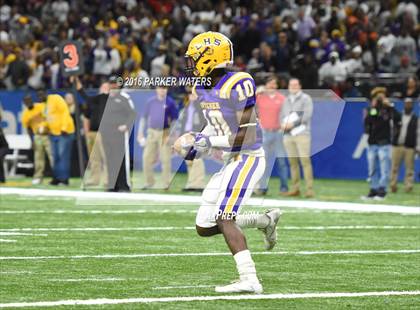 Thumbnail 1 in Amite vs Lutcher (LHSAA Class 3A Final) photogallery.