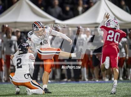 Thumbnail 2 in Los Gatos VS. St. Ignatius College Preparatory (CIF CCS Division I Semifinal) photogallery.