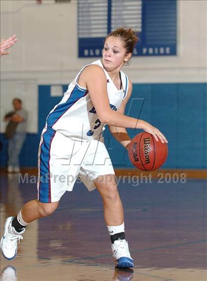Thumbnail 1 in Vacaville vs. Davis (Dorothey Speck Memorial) photogallery.
