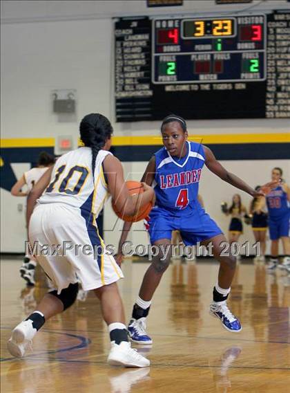 Thumbnail 2 in Leander @ Stony Point photogallery.