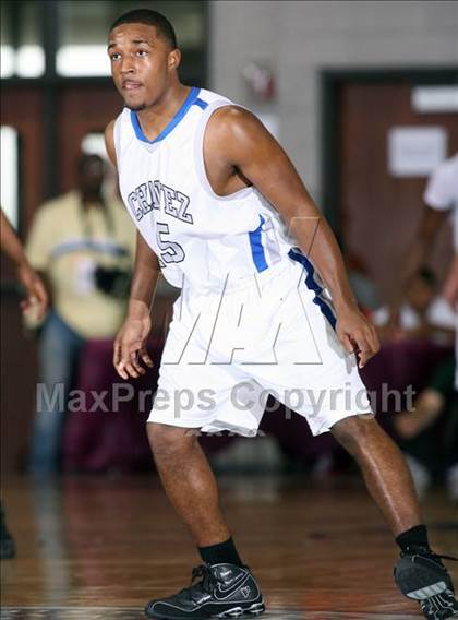 Thumbnail 2 in Strake Jesuit vs. Chavez (Texas 5A Region 3 Semifinal) photogallery.