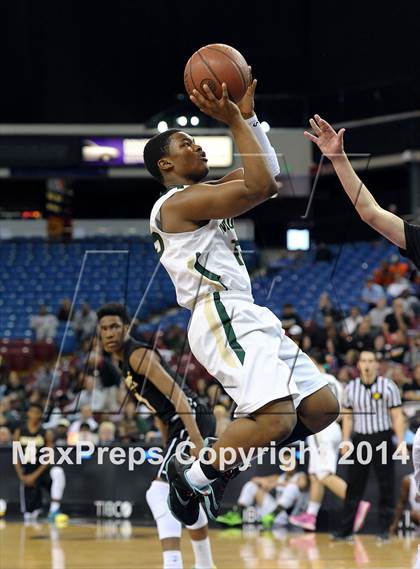 Thumbnail 1 in Bishop Montgomery vs. Moreau Catholic (CIF State D4 Final) photogallery.