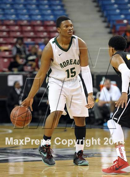 Thumbnail 1 in Bishop Montgomery vs. Moreau Catholic (CIF State D4 Final) photogallery.