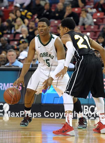 Thumbnail 1 in Bishop Montgomery vs. Moreau Catholic (CIF State D4 Final) photogallery.