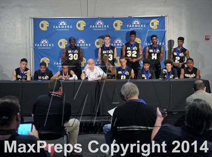 Thumbnail 2 in Bishop Montgomery vs. Moreau Catholic (CIF State D4 Final) photogallery.