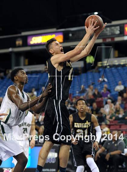 Thumbnail 3 in Bishop Montgomery vs. Moreau Catholic (CIF State D4 Final) photogallery.