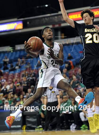 Thumbnail 2 in Bishop Montgomery vs. Moreau Catholic (CIF State D4 Final) photogallery.