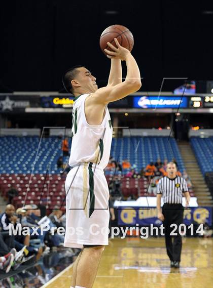 Thumbnail 1 in Bishop Montgomery vs. Moreau Catholic (CIF State D4 Final) photogallery.