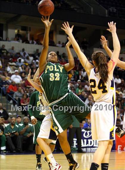 Thumbnail 2 in Poly vs. Oak Ridge (CIF State D1 Final) photogallery.