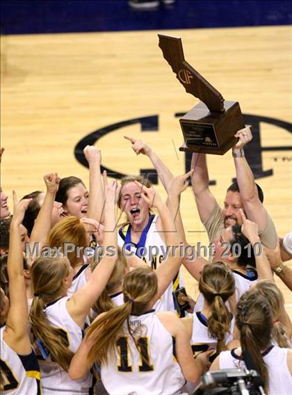 Thumbnail 1 in Poly vs. Oak Ridge (CIF State D1 Final) photogallery.