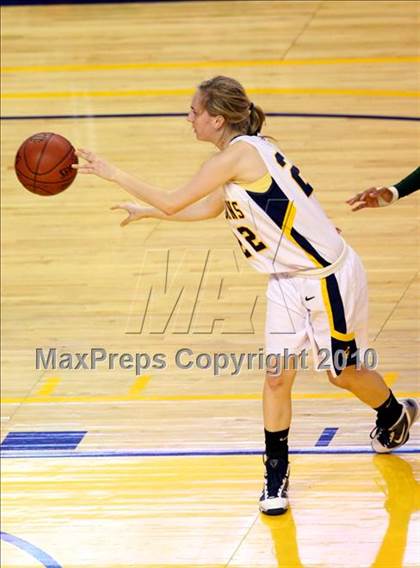 Thumbnail 1 in Poly vs. Oak Ridge (CIF State D1 Final) photogallery.