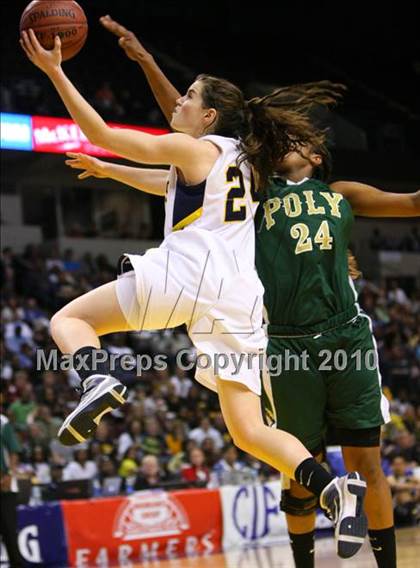 Thumbnail 3 in Poly vs. Oak Ridge (CIF State D1 Final) photogallery.