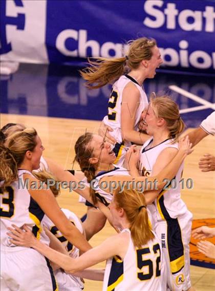 Thumbnail 3 in Poly vs. Oak Ridge (CIF State D1 Final) photogallery.