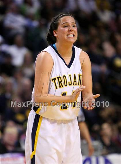 Thumbnail 1 in Poly vs. Oak Ridge (CIF State D1 Final) photogallery.