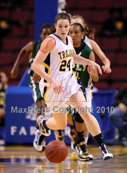 Thumbnail 1 in Poly vs. Oak Ridge (CIF State D1 Final) photogallery.