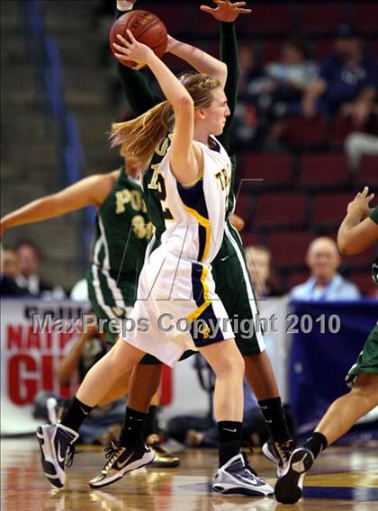 Thumbnail 3 in Poly vs. Oak Ridge (CIF State D1 Final) photogallery.
