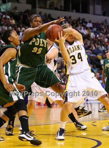 Thumbnail 3 in Poly vs. Oak Ridge (CIF State D1 Final) photogallery.