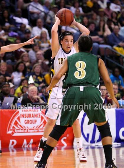 Thumbnail 3 in Poly vs. Oak Ridge (CIF State D1 Final) photogallery.