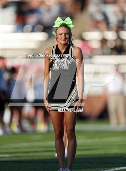 Thumbnail 3 in Broken Arrow @ Mansfield photogallery.