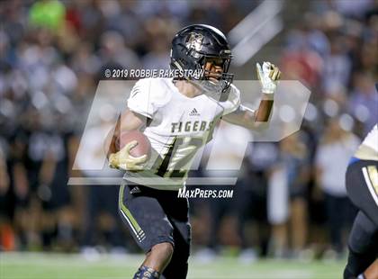 Thumbnail 1 in Broken Arrow @ Mansfield photogallery.