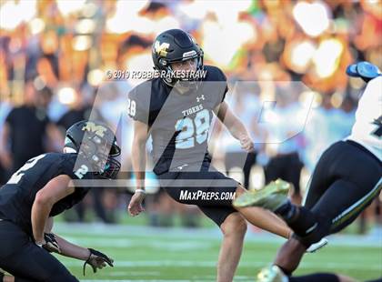 Thumbnail 2 in Broken Arrow @ Mansfield photogallery.