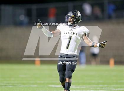 Thumbnail 1 in Broken Arrow @ Mansfield photogallery.