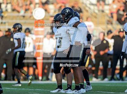 Thumbnail 3 in Broken Arrow @ Mansfield photogallery.