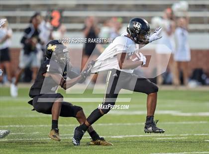 Thumbnail 3 in Broken Arrow @ Mansfield photogallery.