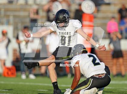Thumbnail 3 in Broken Arrow @ Mansfield photogallery.