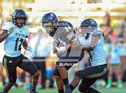 Thumbnail 3 in Broken Arrow @ Mansfield photogallery.