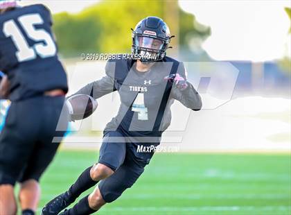 Thumbnail 2 in Broken Arrow @ Mansfield photogallery.
