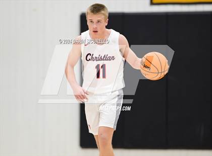 Thumbnail 3 in New Trier vs Scottsdale Christian Academy (Saguaro Holiday Classic) photogallery.