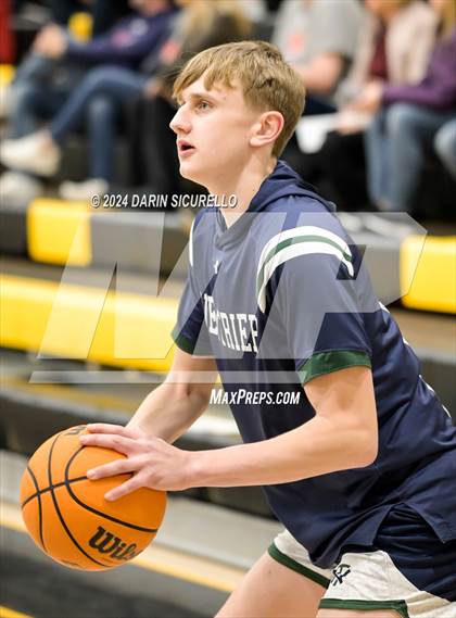 Thumbnail 1 in New Trier vs Scottsdale Christian Academy (Saguaro Holiday Classic) photogallery.
