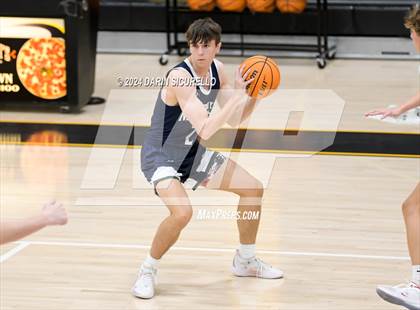 Thumbnail 3 in New Trier vs Scottsdale Christian Academy (Saguaro Holiday Classic) photogallery.