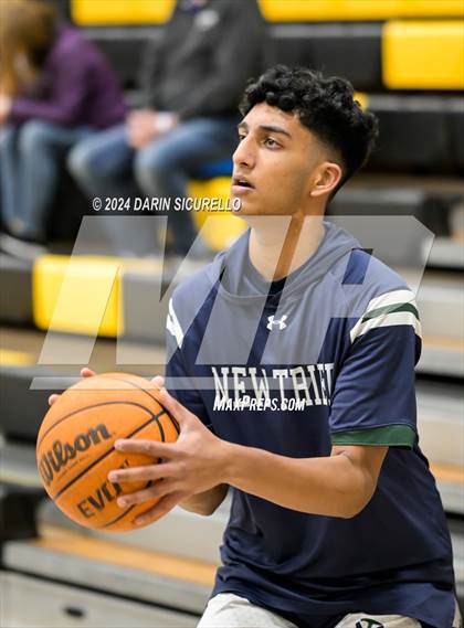 Thumbnail 3 in New Trier vs Scottsdale Christian Academy (Saguaro Holiday Classic) photogallery.
