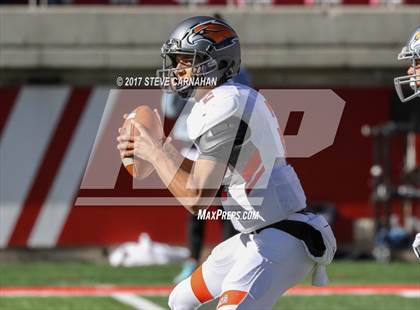 Thumbnail 3 in Corner Canyon vs. Skyridge (UHSAA 5A Semi-Final) photogallery.