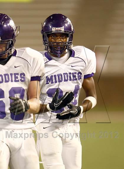 Thumbnail 1 in St. Xavier vs. Middletown (Crosstown Showdown) photogallery.