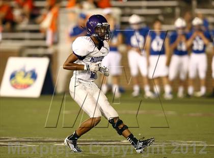Thumbnail 3 in St. Xavier vs. Middletown (Crosstown Showdown) photogallery.