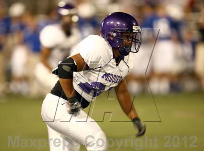 Thumbnail 1 in St. Xavier vs. Middletown (Crosstown Showdown) photogallery.